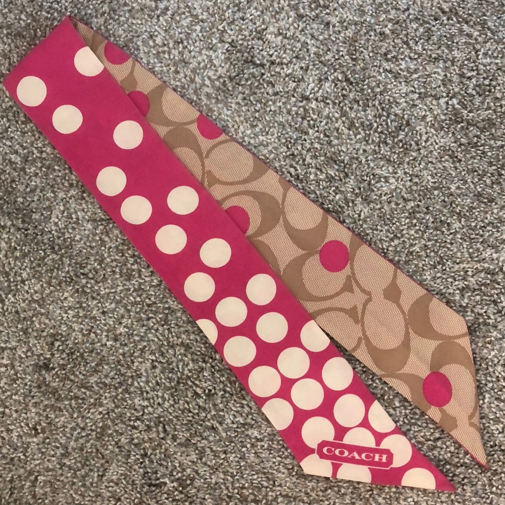 COACH REVERSIBLE SCARF